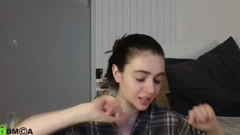 tiffany online show from 02-02-25, 09:23