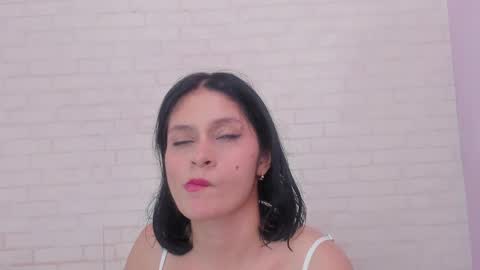Snapshot of tiffany_mendez chatting on 02-22-25, 06:19 tiffany_mendez online show from 02-22-25, 06:19