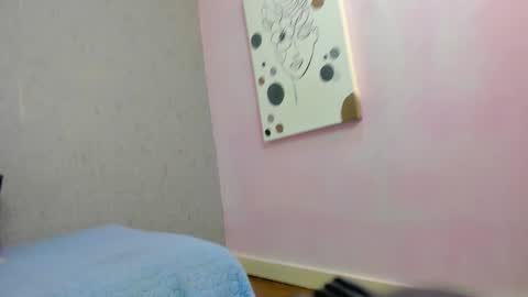 Snapshot of tiffany_mendez chatting on 10-21-25, 12:06 tiffany_mendez online show from 10-21-25, 12:06