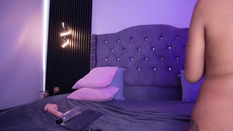 tiffany_sander online show from 11-23-25, 05:13