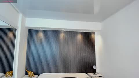 Snapshot of tiffanyhoustton chatting on 02-11-26, 11:48 tiffanyhoustton online show from 02-11-26, 11:48