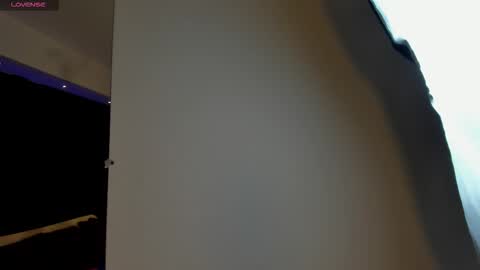 Snapshot of tiffanyhoustton chatting on 02-27-26, 11:54 tiffanyhoustton online show from 02-27-26, 11:54