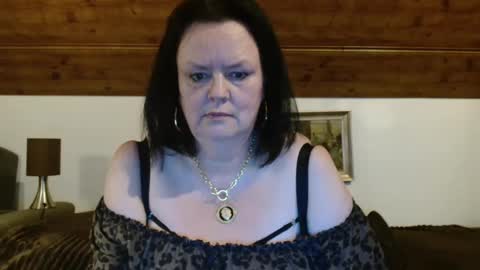 TiffanyMature online show from 09-30-25, 09:42