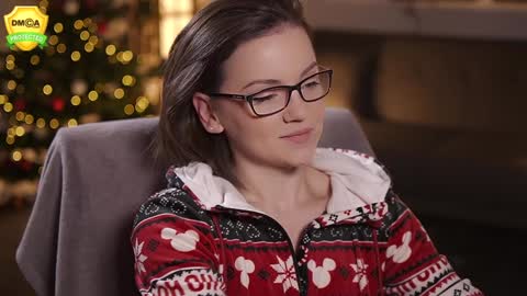 tiffanyriox online show from 12-21-24, 02:52