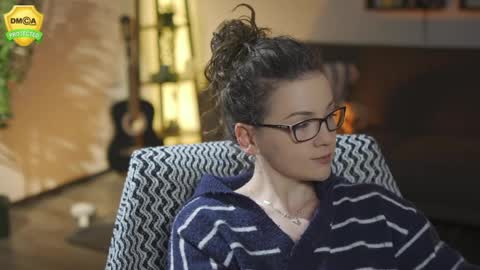 tiffanyriox online show from 04-07-26, 11:48