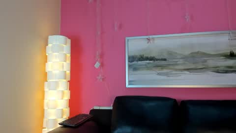 Stefany Suarez online show from 02-03-25, 01:08