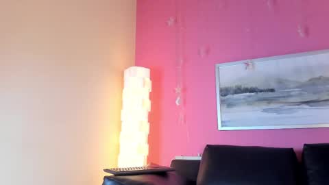 Stefany Suarez online show from 03-01-25, 01:07