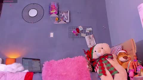                online show from 12-24-24, 06:22