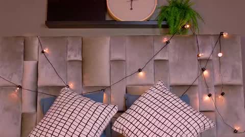 Tiffany  online show from 11-11-25, 07:58