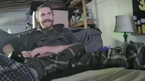 Snapshot of tiggity19 chatting on 01-06-26, 06:55 Tiggity23 come stroke my 9 cock with ne online show from 01-06-26, 06:55