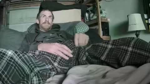 Snapshot of tiggity19 chatting on 01-11-26, 06:07 Tiggity23 come stroke my 9 cock with ne online show from 01-11-26, 06:07