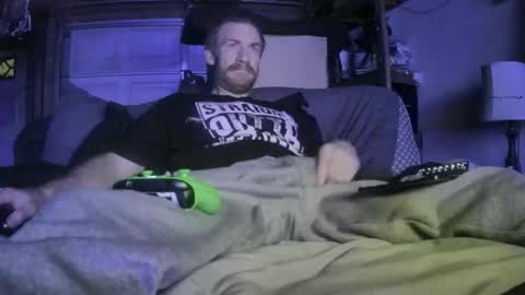 Snapshot of tiggity19 chatting on 01-15-26, 08:19 Tiggity23 come stroke my 9 cock with ne online show from 01-15-26, 08:19