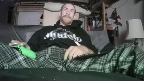 Snapshot of tiggity19 chatting on 02-18-26, 11:39 Tiggity23 come stroke my 9 cock with ne online show from 02-18-26, 11:39