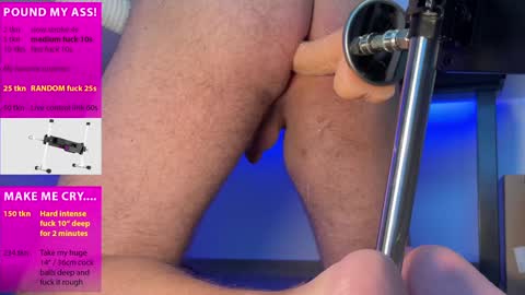 Snapshot of tightmike_takes_it chatting on 12-12-24, 10:45 Mike tightmikeshared- online show from 12-12-24, 10:45