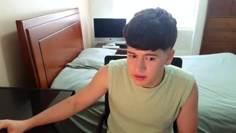 Snapshot of tightncuteass chatting on 09-10-25, 07:03 Camilo online show from 09-10-25, 07:03