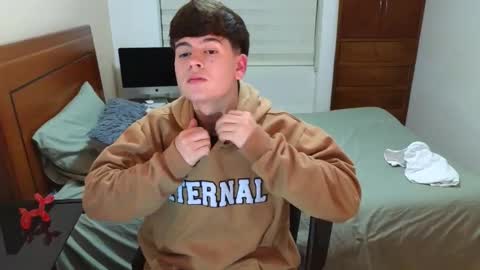 Snapshot of tightncuteass chatting on 09-30-25, 11:21 Camilo online show from 09-30-25, 11:21