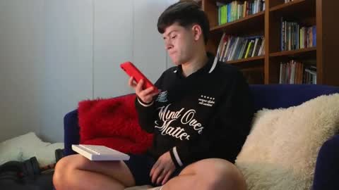 Camilo online show from 04-15-26, 01:01