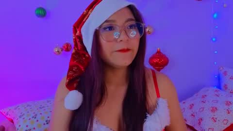 Snapshot of tilatequilas chatting on 12-15-24, 07:35 Tila Tequila online show from 12-15-24, 07:35