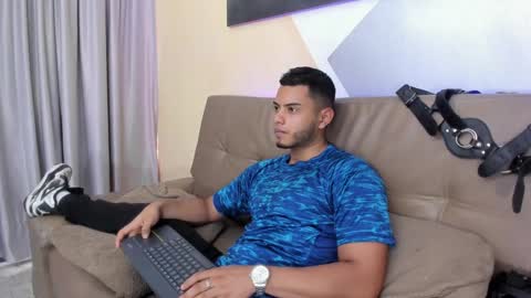 Tyler online show from 01-31-25, 07:51