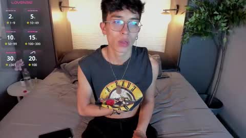 Snapshot of tim__fox chatting on 01-16-25, 06:59 Tim Fox online show from 01-16-25, 06:59