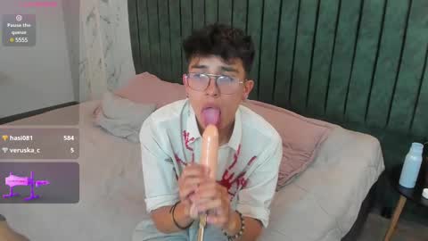 Snapshot of tim__fox chatting on 02-01-25, 09:51 Tim Fox online show from 02-01-25, 09:51