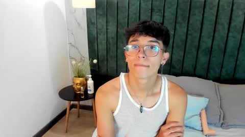 Snapshot of tim__fox chatting on 03-09-25, 08:10 Tim Fox online show from 03-09-25, 08:10