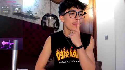 Snapshot of tim__fox chatting on 09-19-25, 11:55 Tim Fox online show from 09-19-25, 11:55