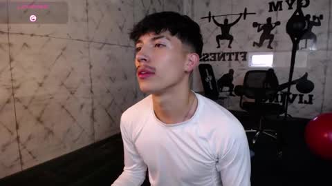 Snapshot of tim__fox chatting on 10-15-25, 11:21 Tim Fox online show from 10-15-25, 11:21