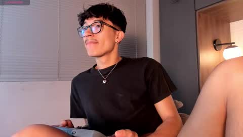 Snapshot of tim__fox chatting on 11-07-25, 12:16 Tim Fox online show from 11-07-25, 12:16