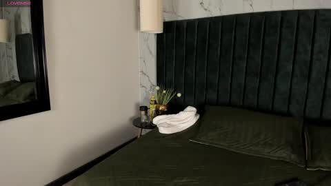 Snapshot of tim__fox chatting on 11-19-25, 12:05 Tim Fox online show from 11-19-25, 12:05