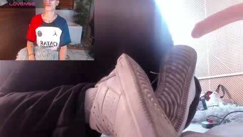 Snapshot of tim__fox chatting on 11-30-25, 12:20 Tim Fox online show from 11-30-25, 12:20