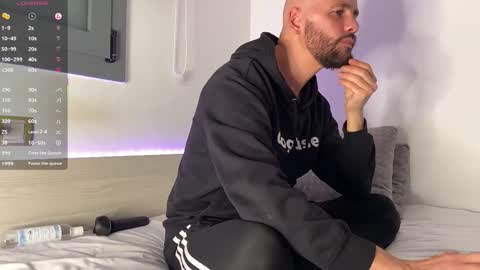 Tim Beard online show from 12-22-25, 01:24