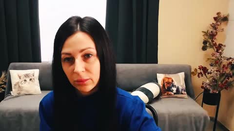 Snapshot of timeparadice chatting on 03-11-25, 08:52 Luisa online show from 03-11-25, 08:52