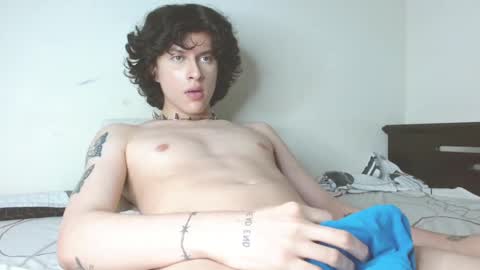 timmy  independent model  help me reach 50 thumbs up pls online show from 03-04-25, 02:42