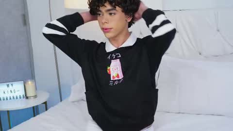 Snapshot of timmyshy chatting on 09-17-25, 03:08 timmyshy online show from 09-17-25, 03:08