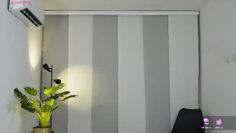 Snapshot of timmyshy chatting on 09-25-25, 03:43 timmyshy online show from 09-25-25, 03:43