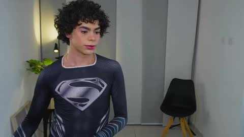 Snapshot of timmyshy chatting on 10-28-25, 12:47 timmyshy online show from 10-28-25, 12:47