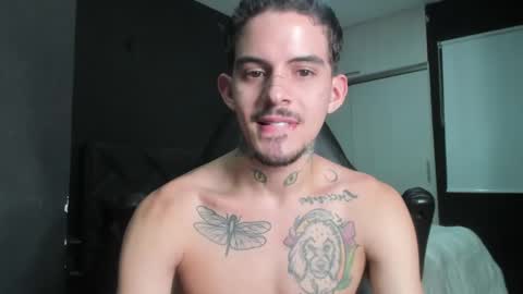Snapshot of timothy_eliot chatting on 12-05-24, 07:05 wanna play bareback uncut colombian couple new twink bbk online show from 12-05-24, 07:05