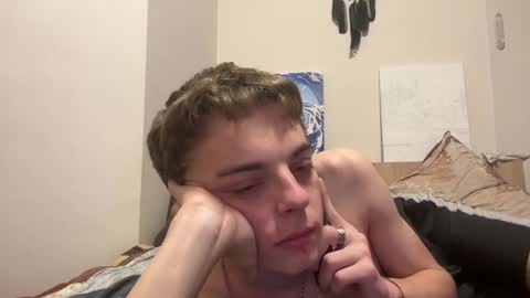 Snapshot of timveret chatting on 01-17-25, 08:22 Wizard online show from 01-17-25, 08:22