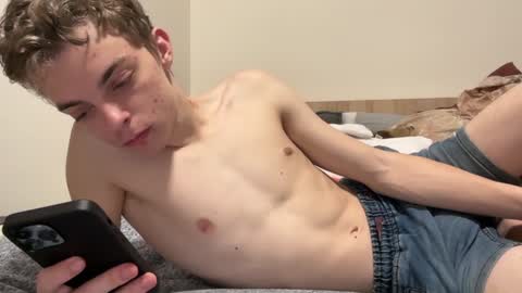 Snapshot of timveret chatting on 01-31-25, 01:01 Wizard online show from 01-31-25, 01:01