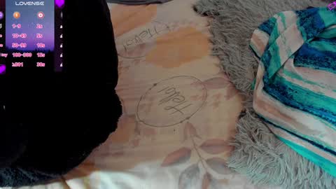 tina14vv online show from 12-22-24, 04:17