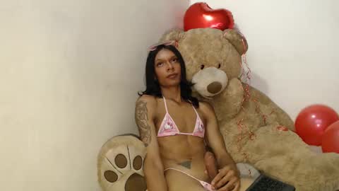 Snapshot of tinaa_williams chatting on 02-14-25, 09:53 tinaa_williams online show from 02-14-25, 09:53