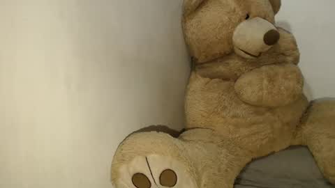 Snapshot of tinaa_williams chatting on 02-20-25, 11:53 tinaa_williams online show from 02-20-25, 11:53