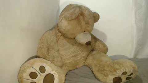 Snapshot of tinaa_williams chatting on 02-21-25, 11:33 tinaa_williams online show from 02-21-25, 11:33