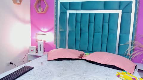 Tina online show from 01-23-25, 09:39