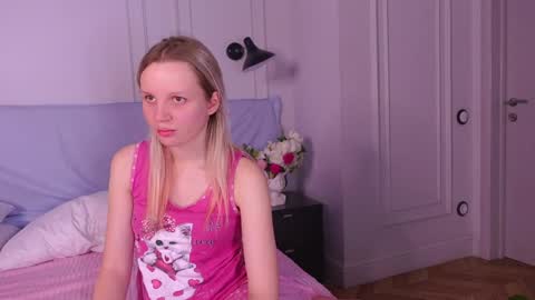 tinasiner online show from 12-23-24, 02:07