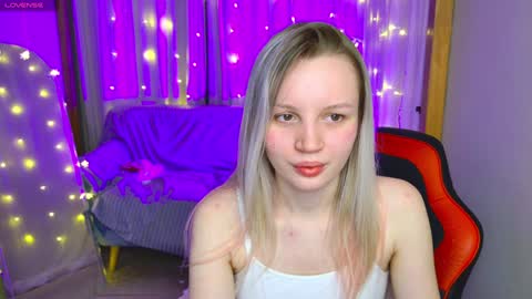 tinasiner online show from 01-01-25, 01:48