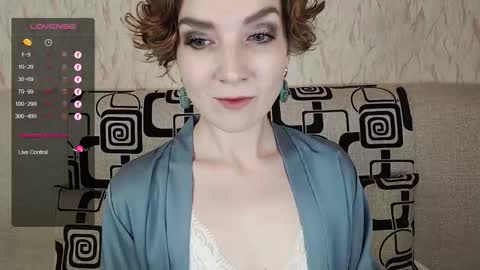 Tina online show from 10-16-25, 04:57