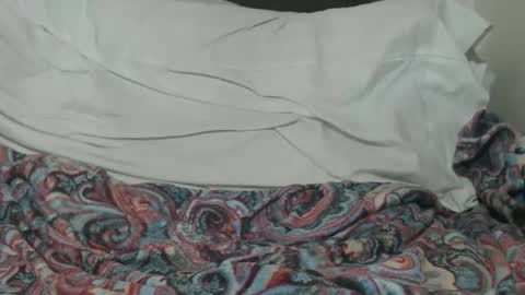 Snapshot of tinaxxxpetite chatting on 01-06-26, 04:43 Tina online show from 01-06-26, 04:43