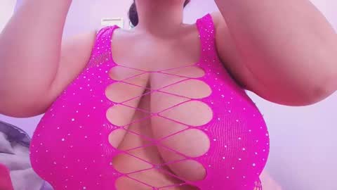Snapshot of tinkerbell_1 chatting on 02-25-25, 07:25 tinkerbell online show from 02-25-25, 07:25